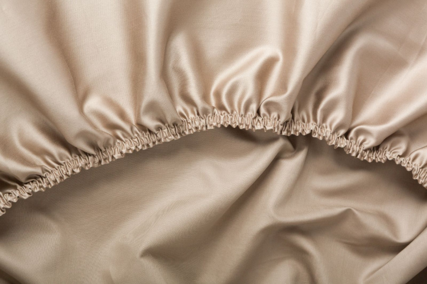 Простыня на резинке из сатина GERMAN GRASS Caramel Beige Allure Grass (Карамельно-бежевый) фото 4