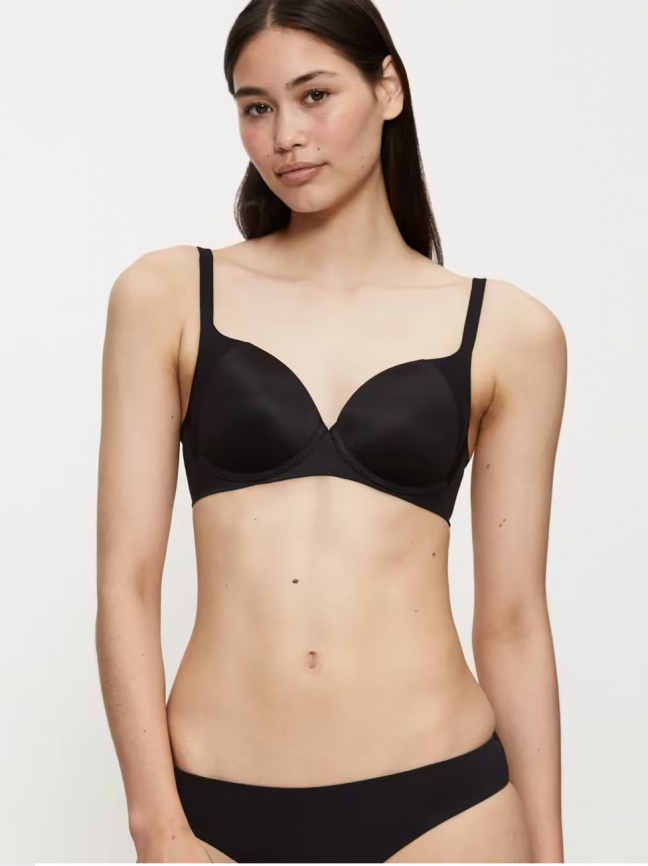 Бюстгальтер с плотной чашкой TRIUMPH Body Make-up Soft Touch (Черный) фото 1