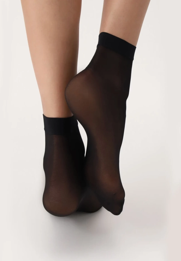 Женские носки OROBLU Petit 20 (Black) фото 2